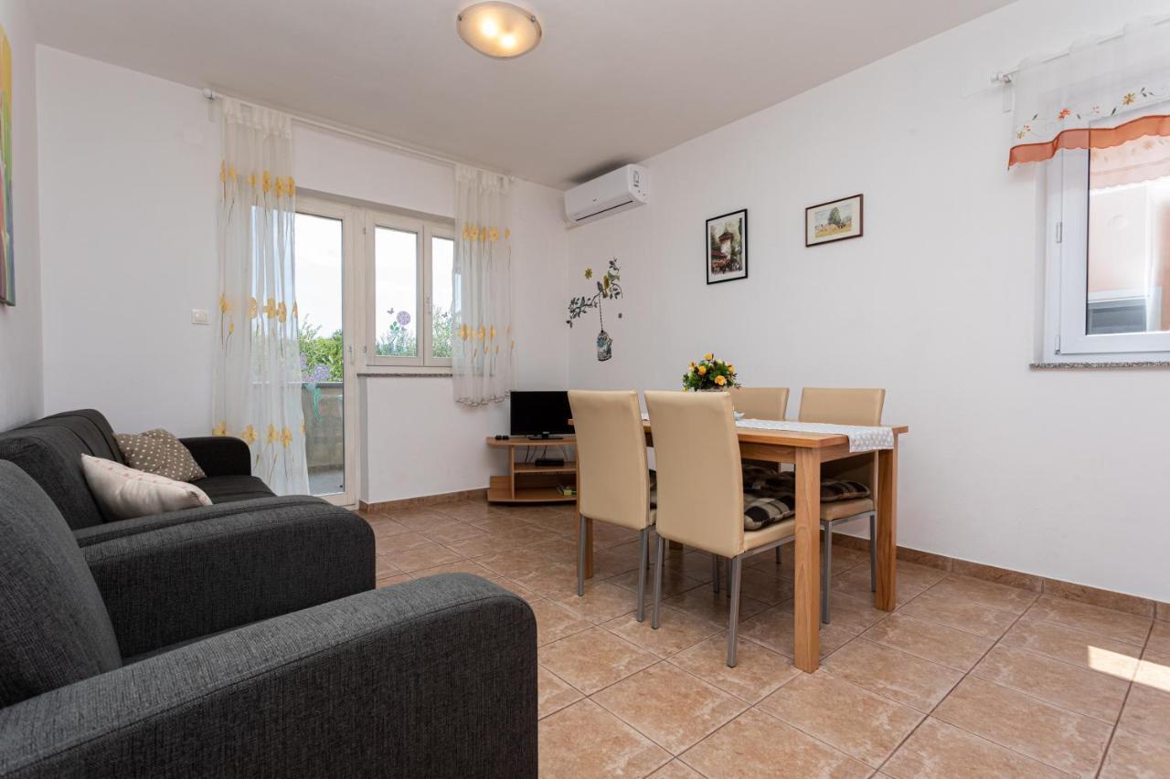 Apartments Katarina Сило Экстерьер фото