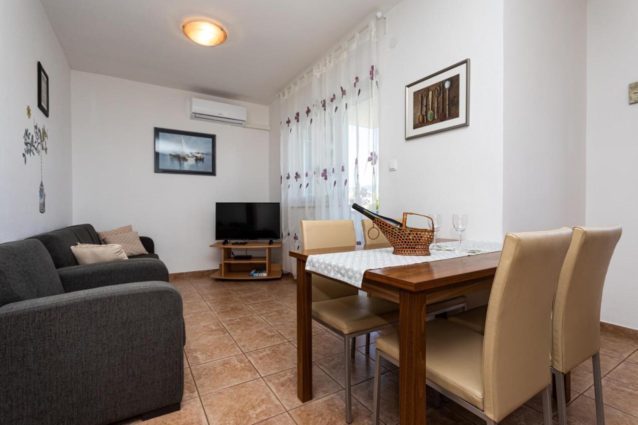 Apartments Katarina Сило Экстерьер фото